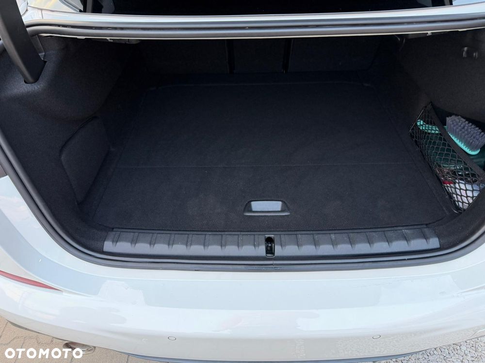 BMW Seria 2 218i M Sport - 8