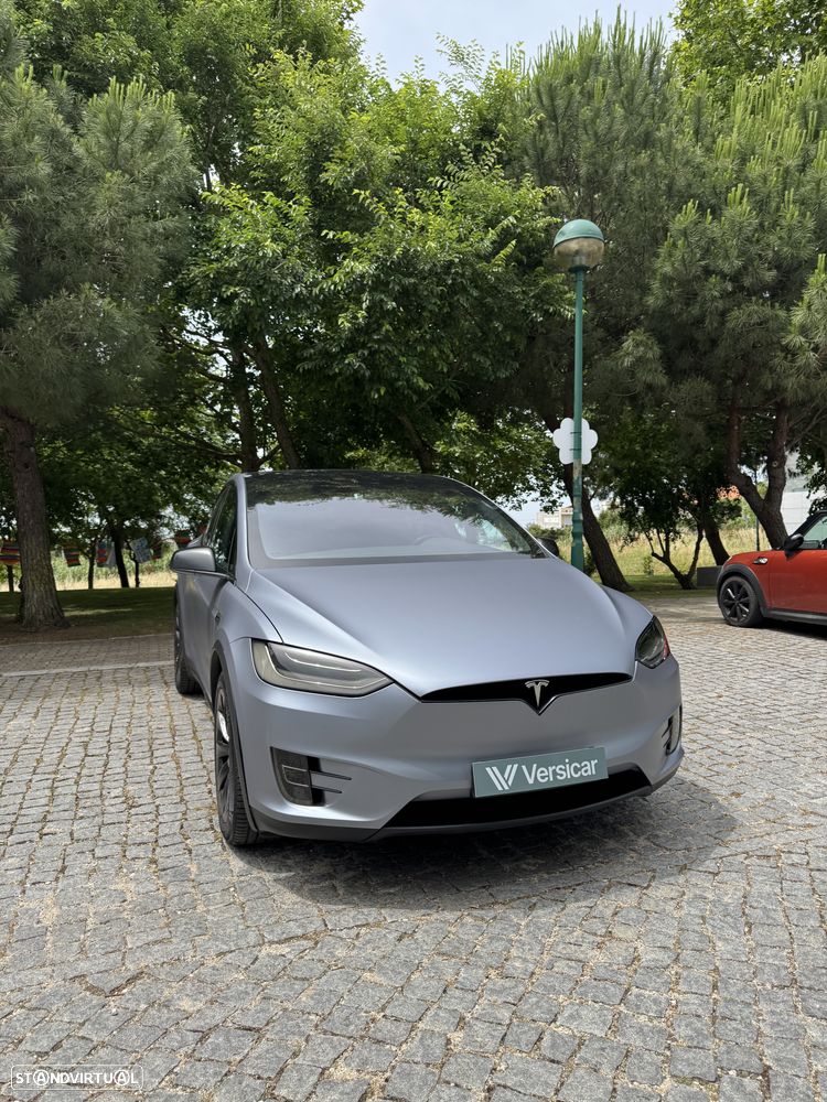 Tesla Model X P100D - 1