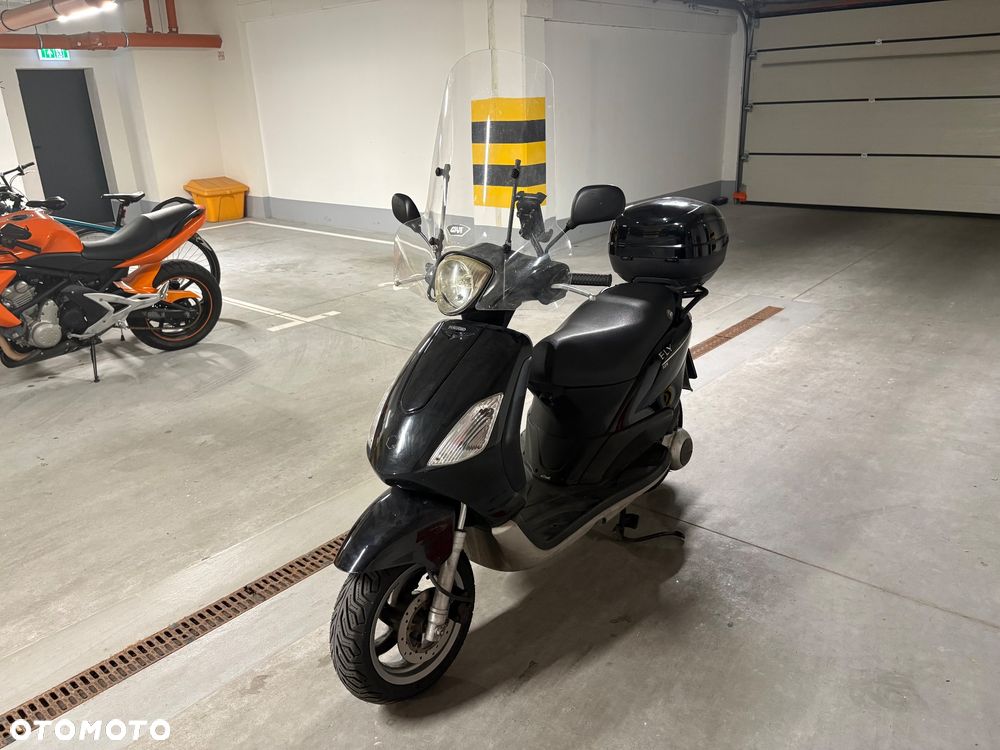 Piaggio FLY - 4