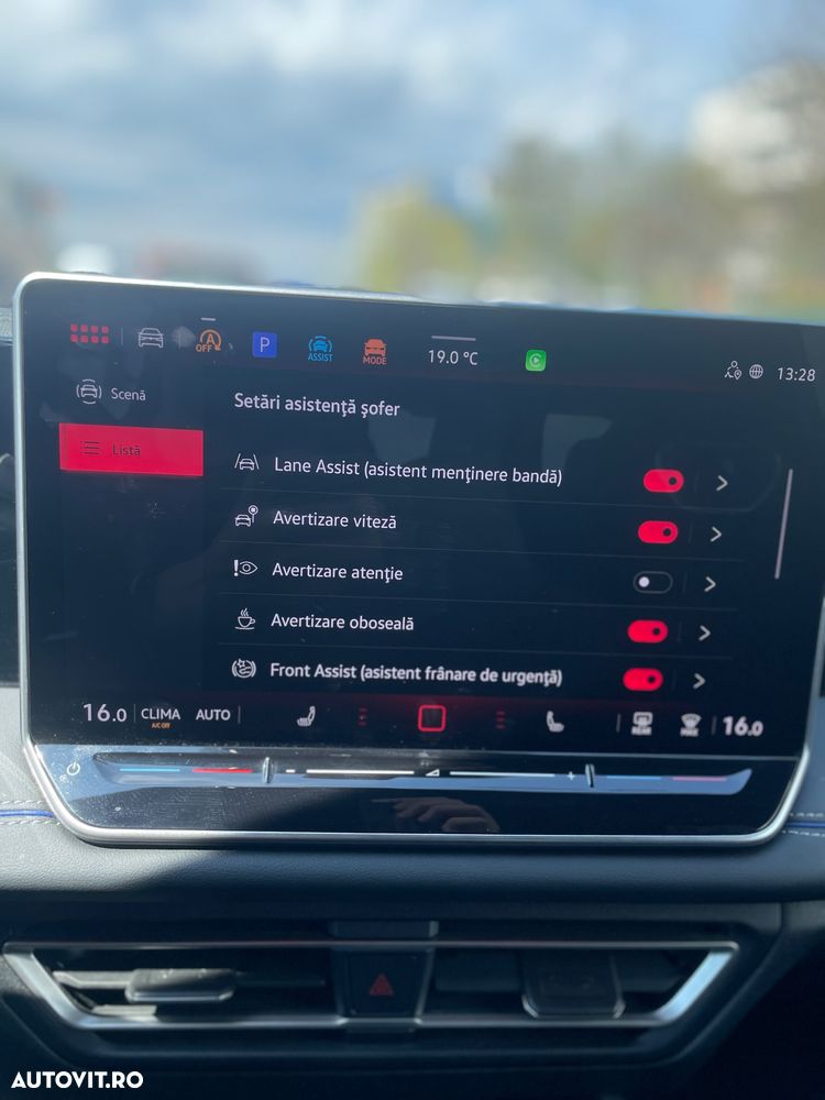 Volkswagen Tiguan - 17