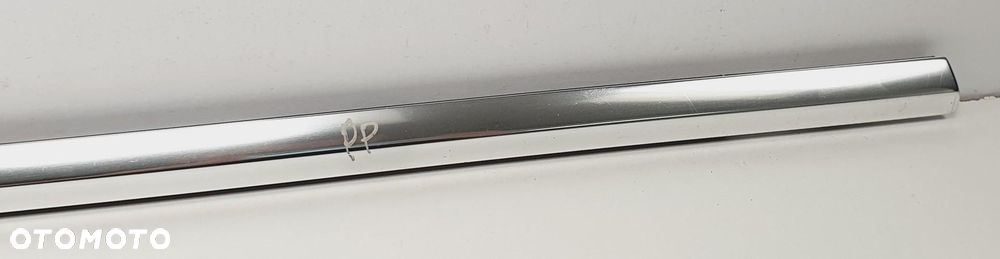 LISTWA ZGARNIAJĄCA PRAWY PRZÓD JAGUAR XF X250 - 2