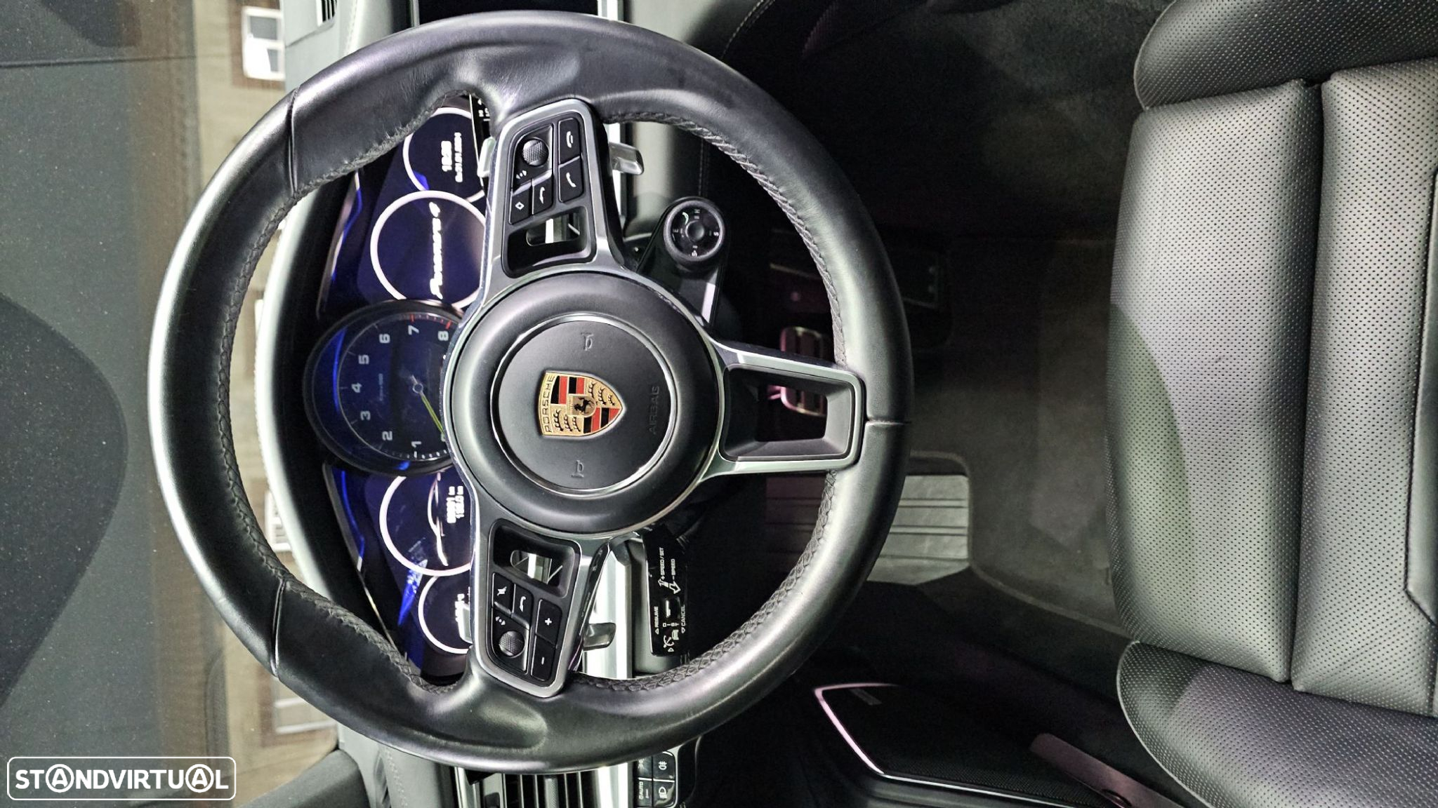 Porsche Panamera - 23