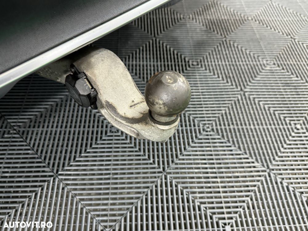 Mercedes-Benz GLE AMG 43 4Matic 9G-TRONIC AMG Line - 36