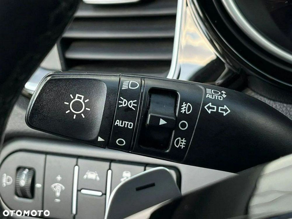 Kia Ceed 1.5 T-GDI Business Line DCT - 24