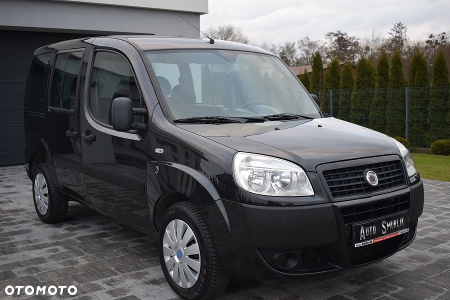 Fiat Doblo 1.9 JTD Family Premius - 24