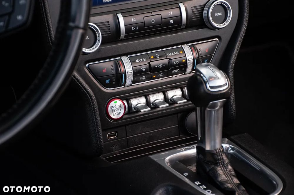 Ford Mustang Cabrio 5.0 Ti-VCT V8 GT - 35