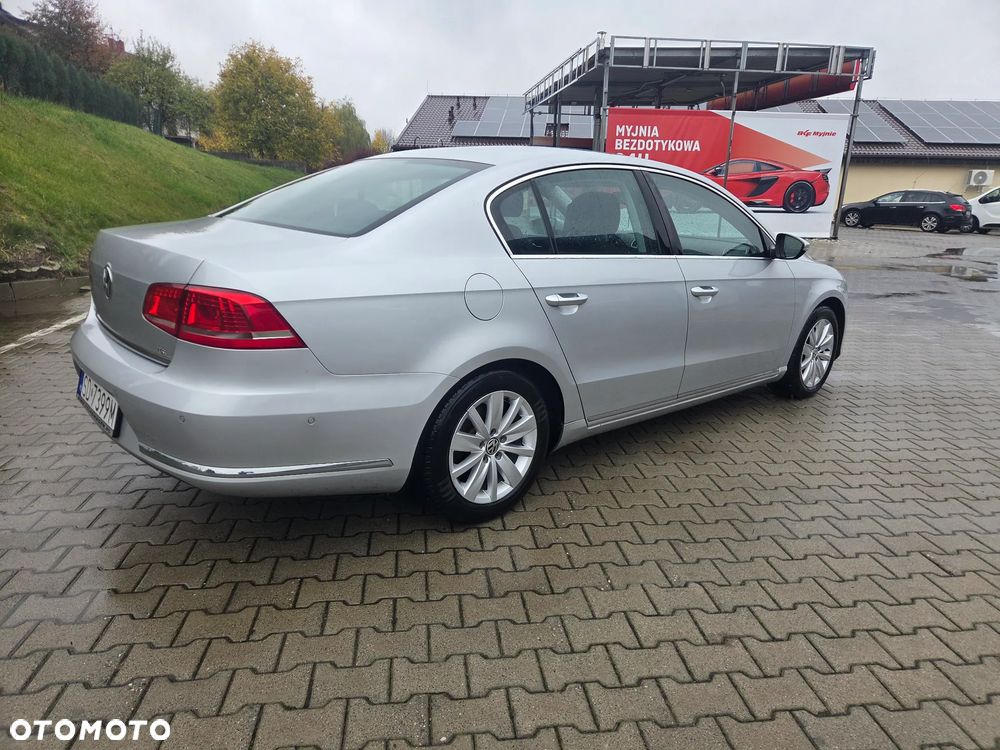 Volkswagen Passat 2012 photo 3