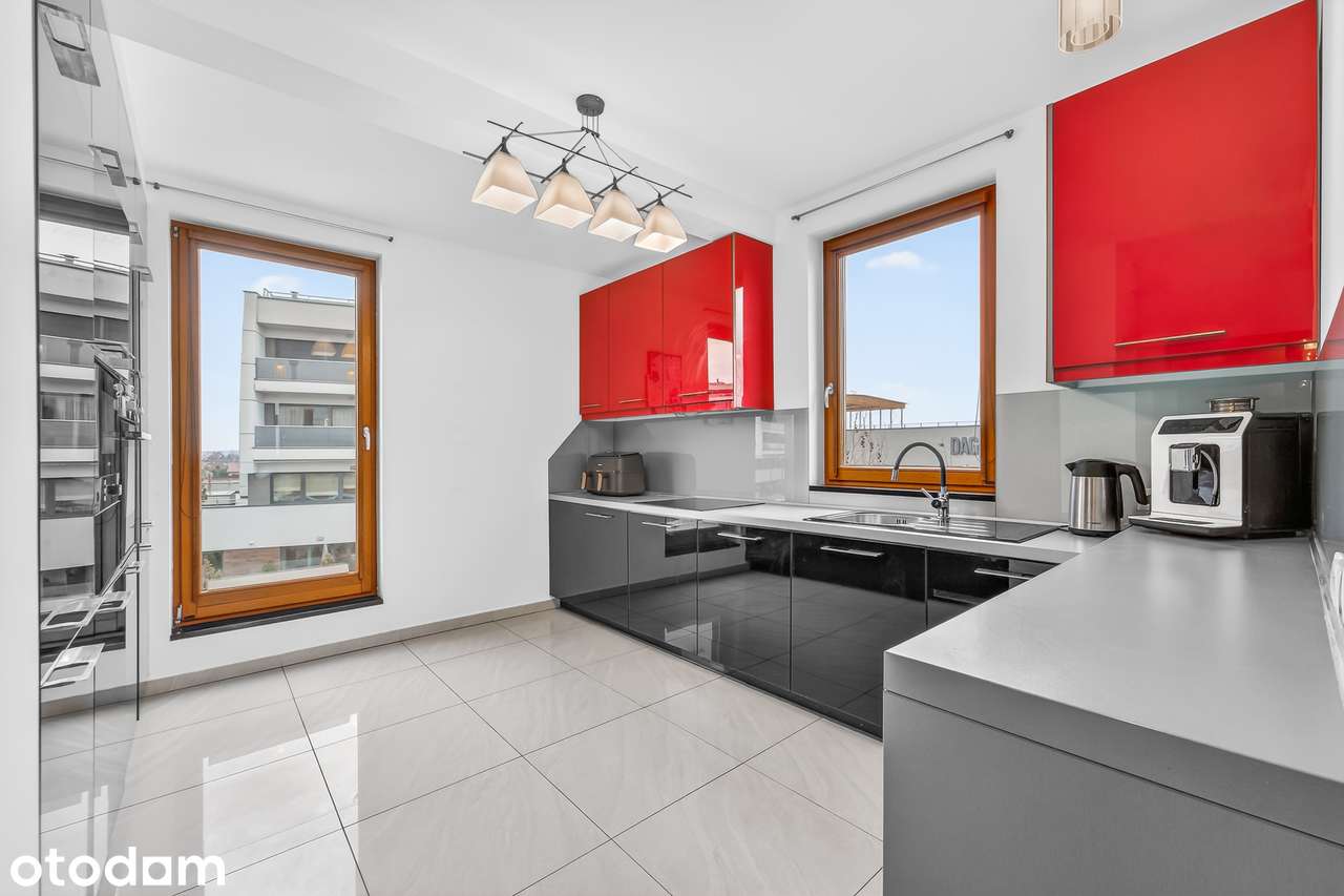 Dwupoziomowy, jasny apartament z garażem w sercu Bażantowa