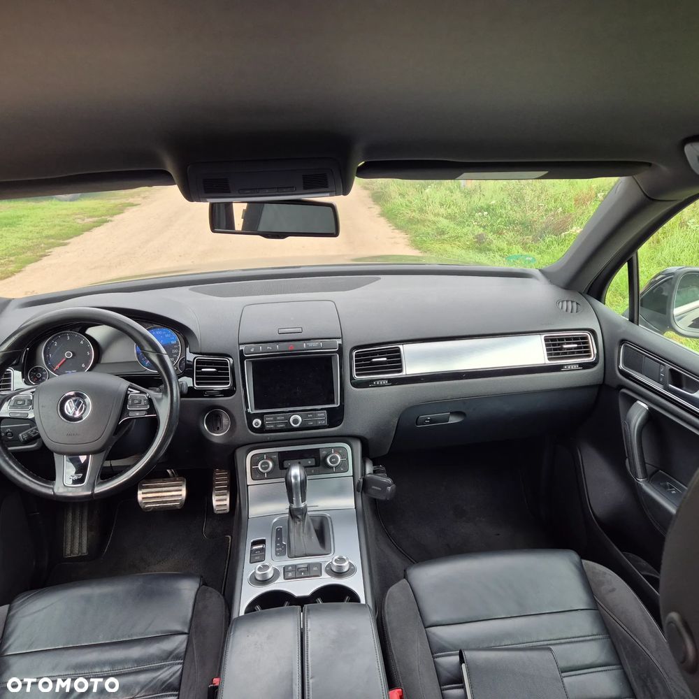 Volkswagen Touareg 3.0 V6 TDI SCR Blue Motion DPF Automatik Executive Edition - 14