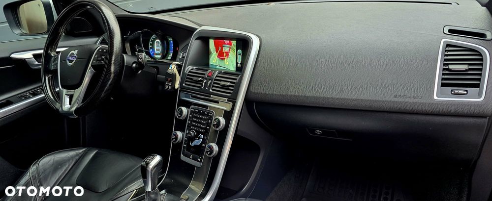 Volvo XC 60 D4 Drive-E R-Design Momentum - 15