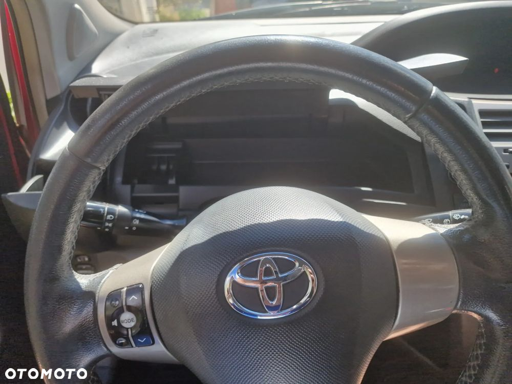 Toyota Yaris 1.33 Luna - 13