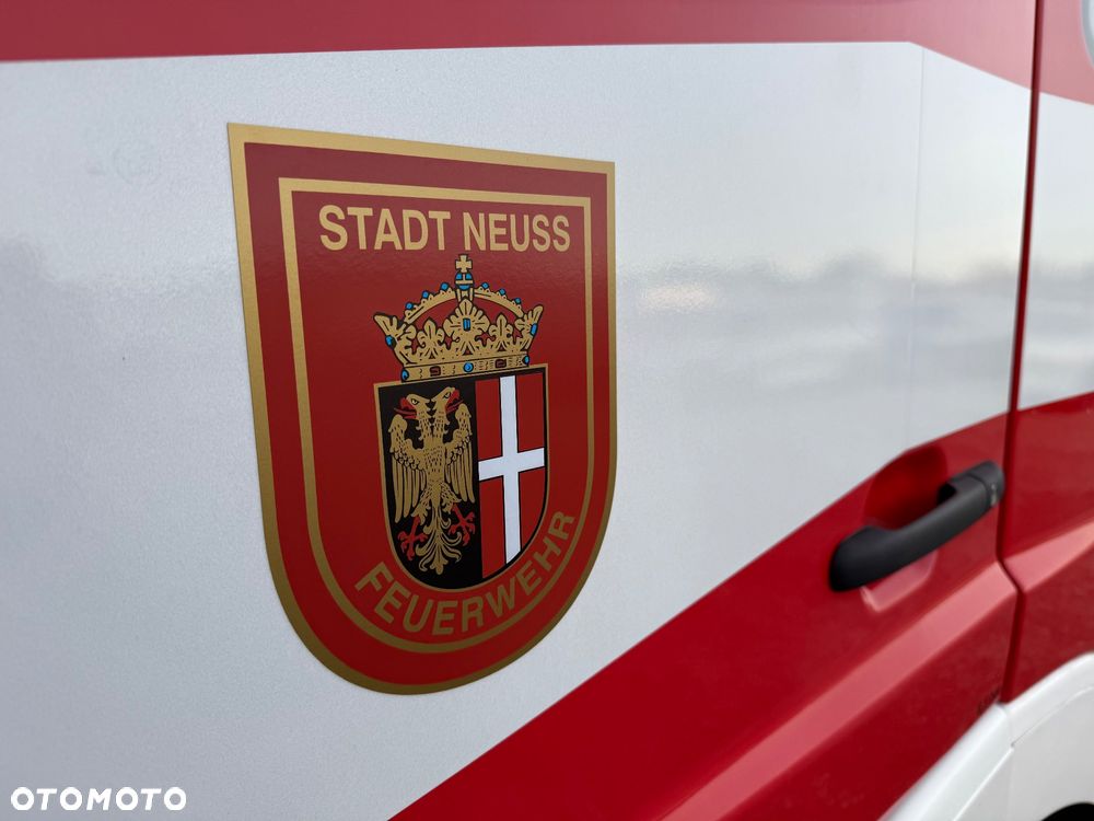 Mercedes-Benz ATEGO 818 4x2 - 28