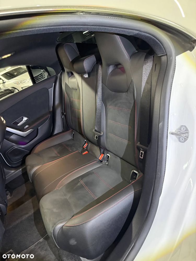 Mercedes-Benz CLA 250 4Matic 8G-DCT Edition AMG Line - 14
