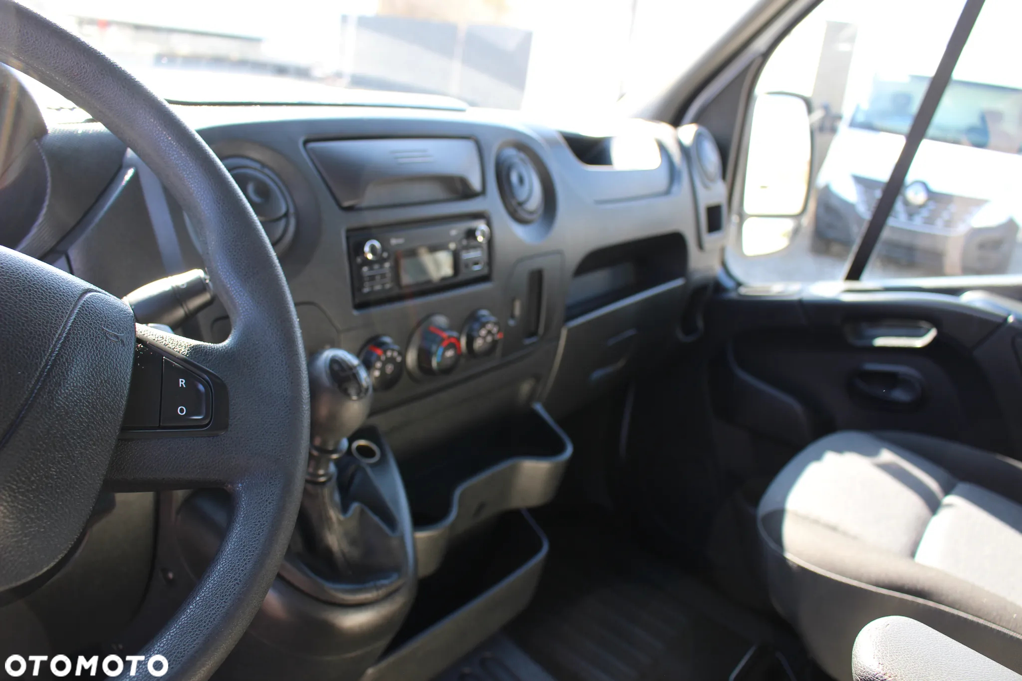 Renault MASTER 2.3*130 KM*/ KONTENER+BOCZNE DRZWI / KLIMA / CZUJNIKI COFANIA/ SERWIS / STAN IDEALNY / - 20