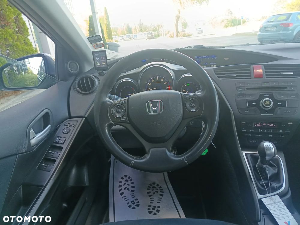 Honda Civic 1.8 i-VTEC Sport - 14