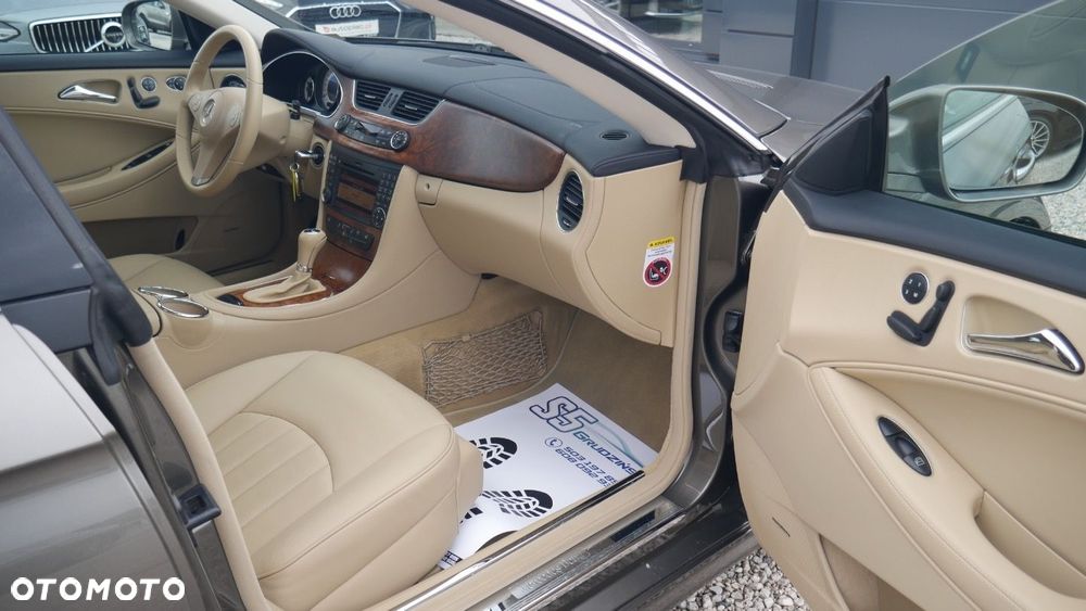Mercedes-Benz CLS - 15