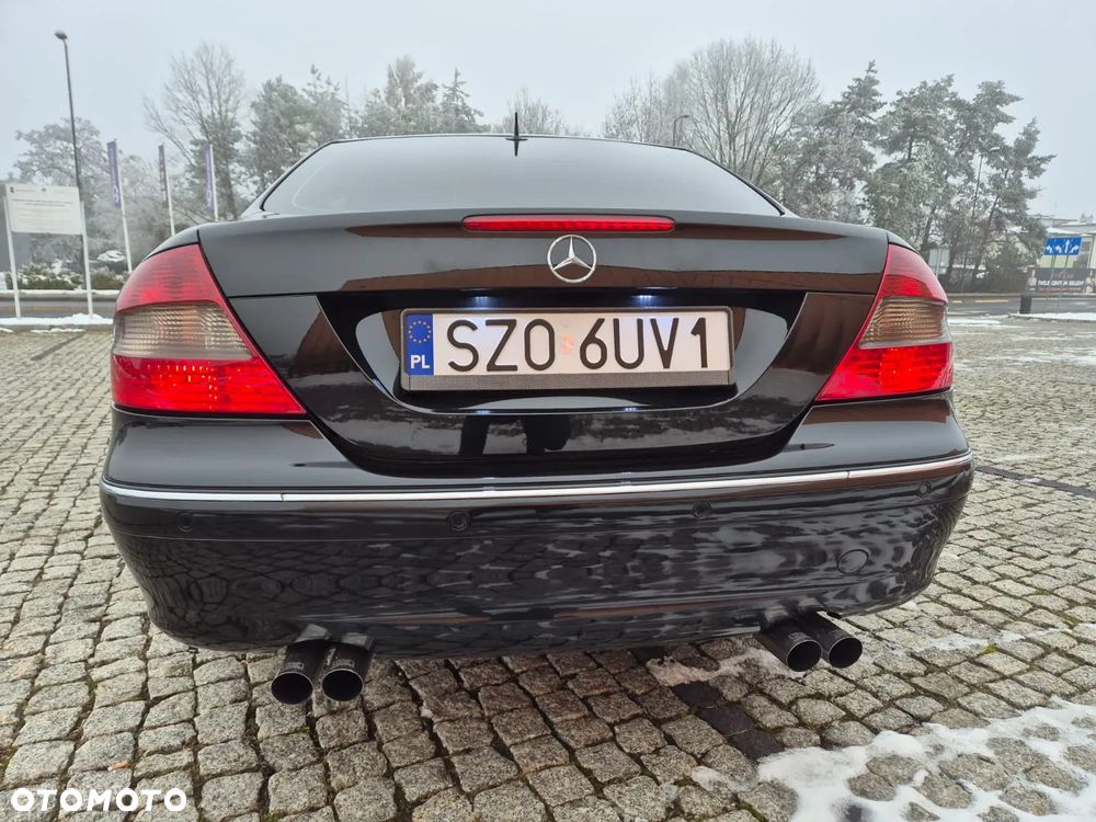 Mercedes-Benz CLK - 26