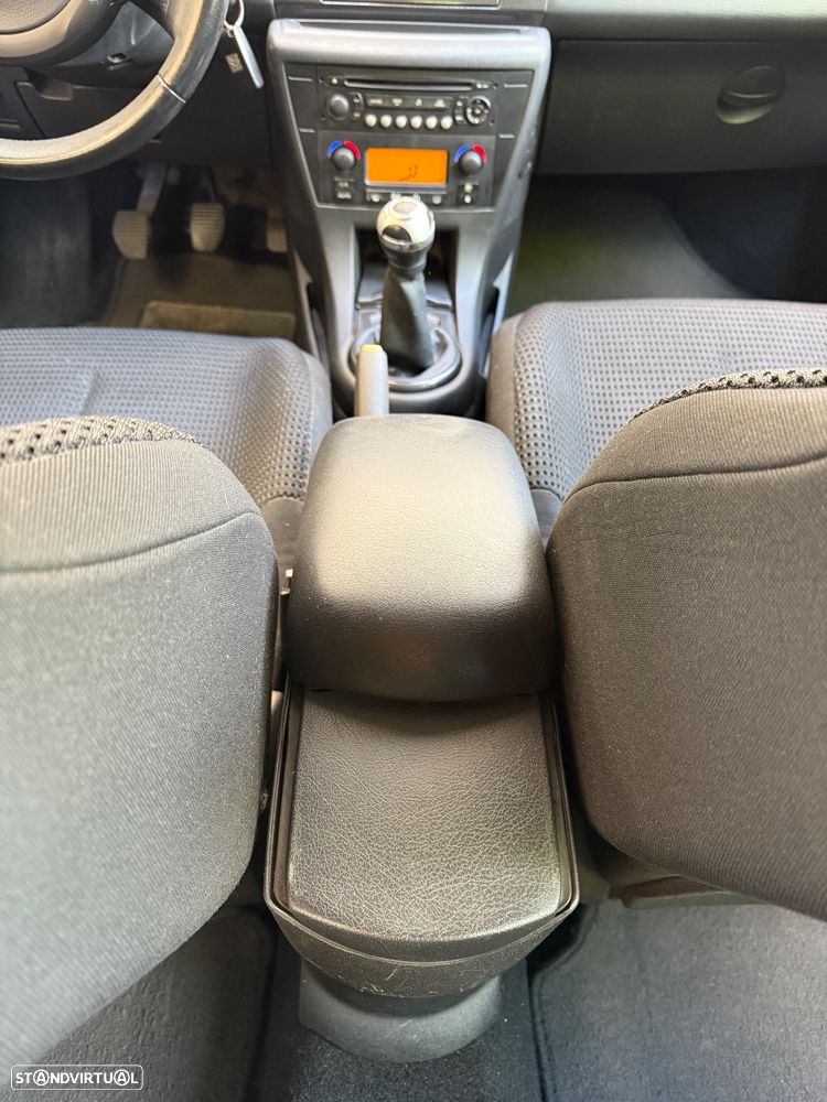 Citroën C4 1.6 HDi 110 SX Pack - 19