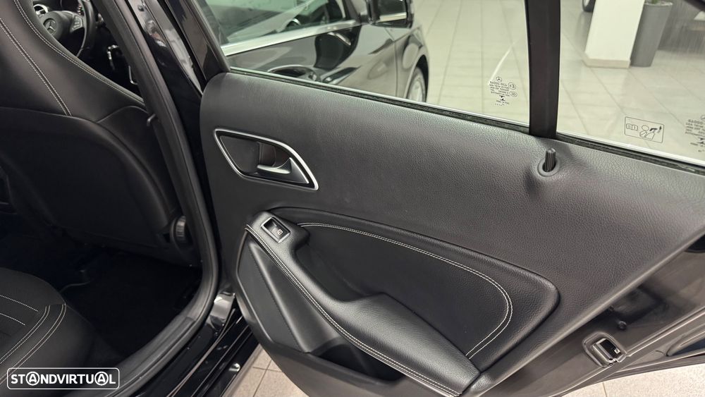 Mercedes-Benz A 180 d Urban Aut. - 30