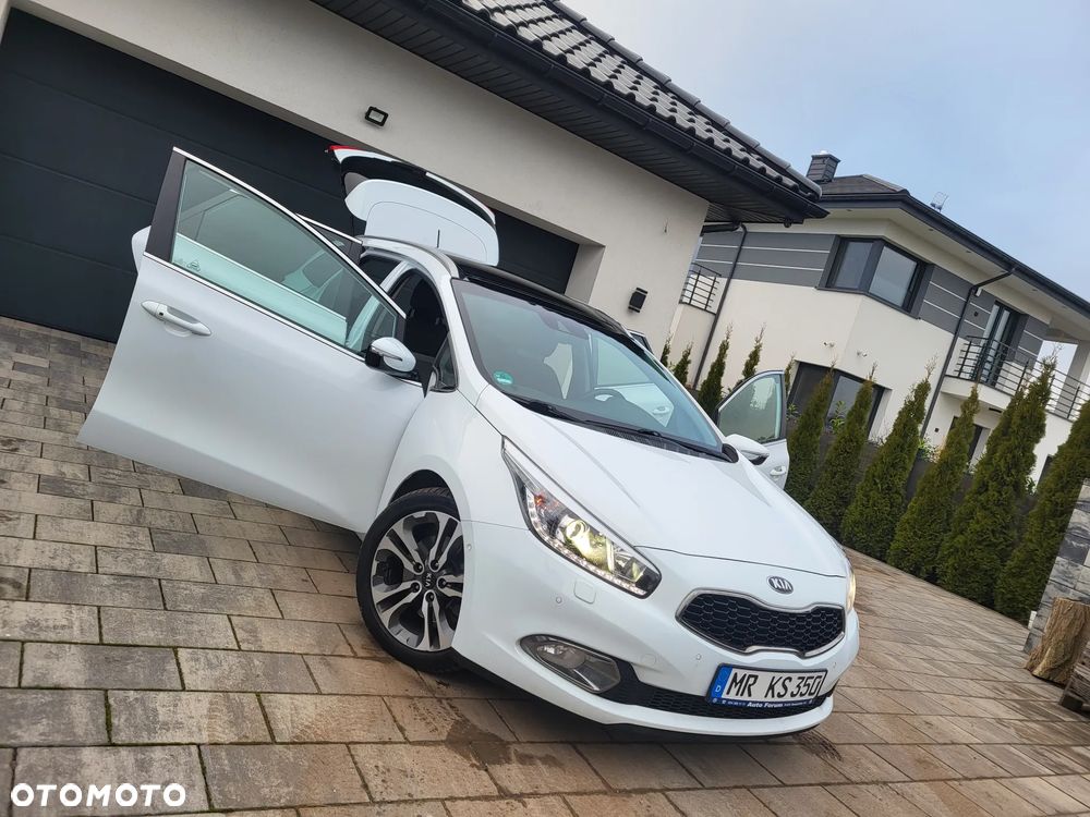 Kia Ceed 1.6 CRDi 128 Platinum Edition - 27