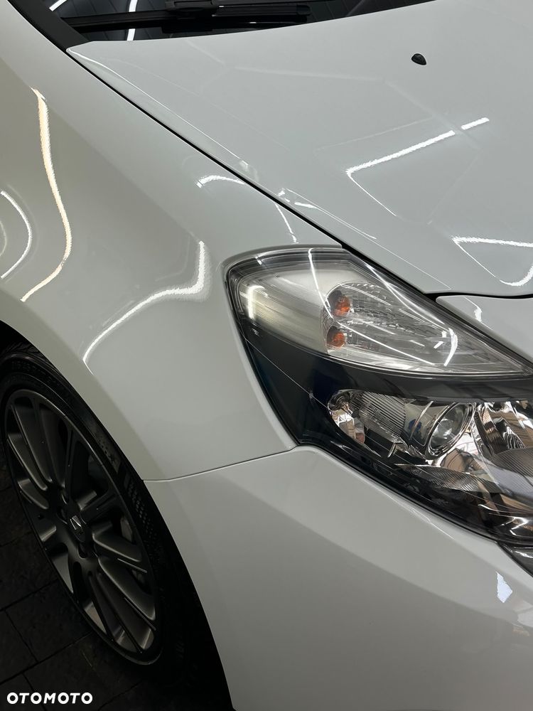Renault Clio 2.0 16V Sport - 13