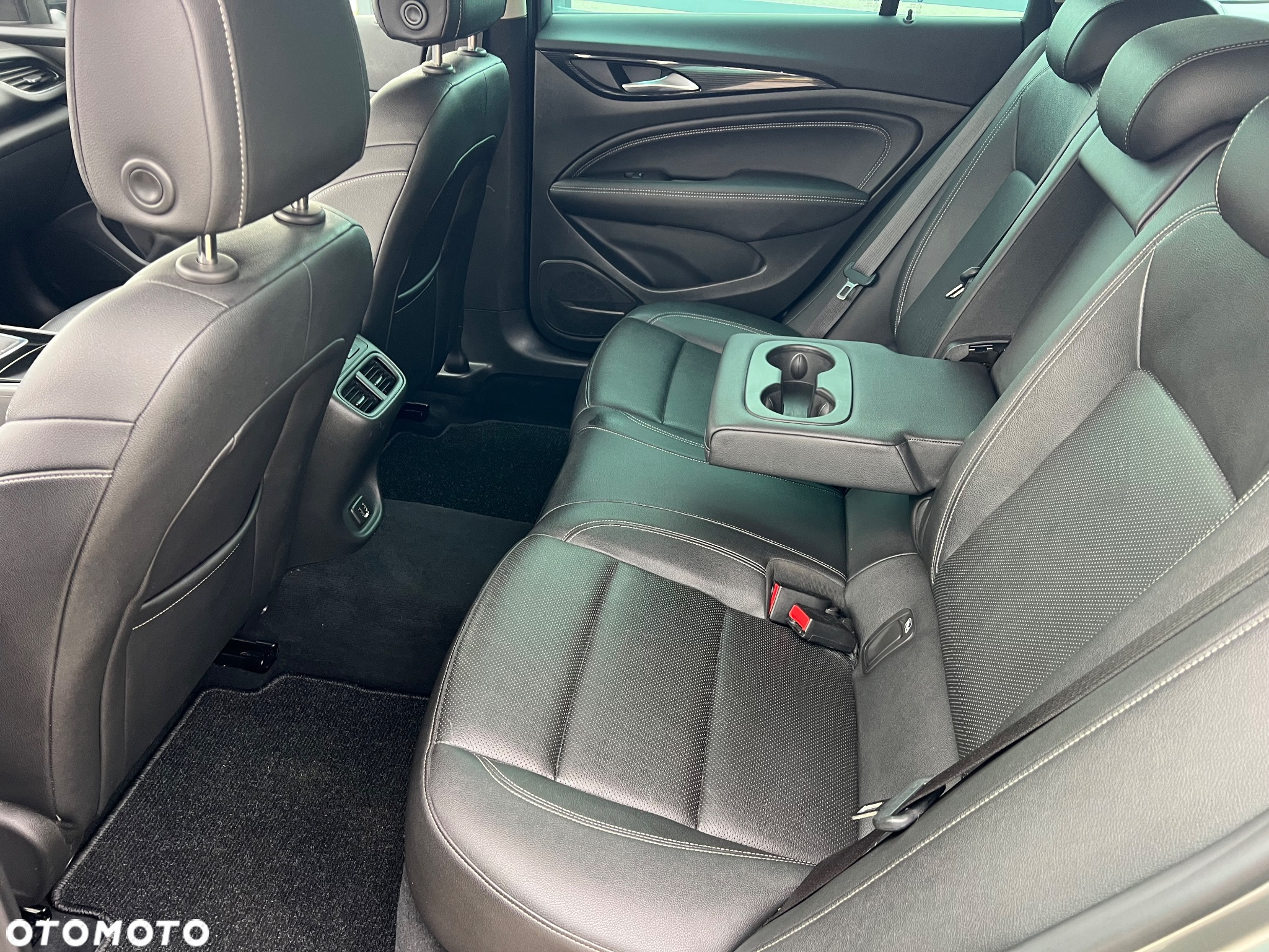 Opel Insignia Grand Sport 2.0 Diesel Innovation - 14