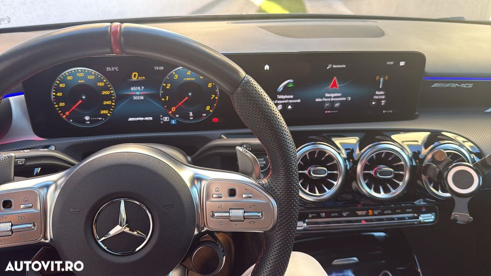 MERCEDES-BENZ A-Class 2022 — imagine 11