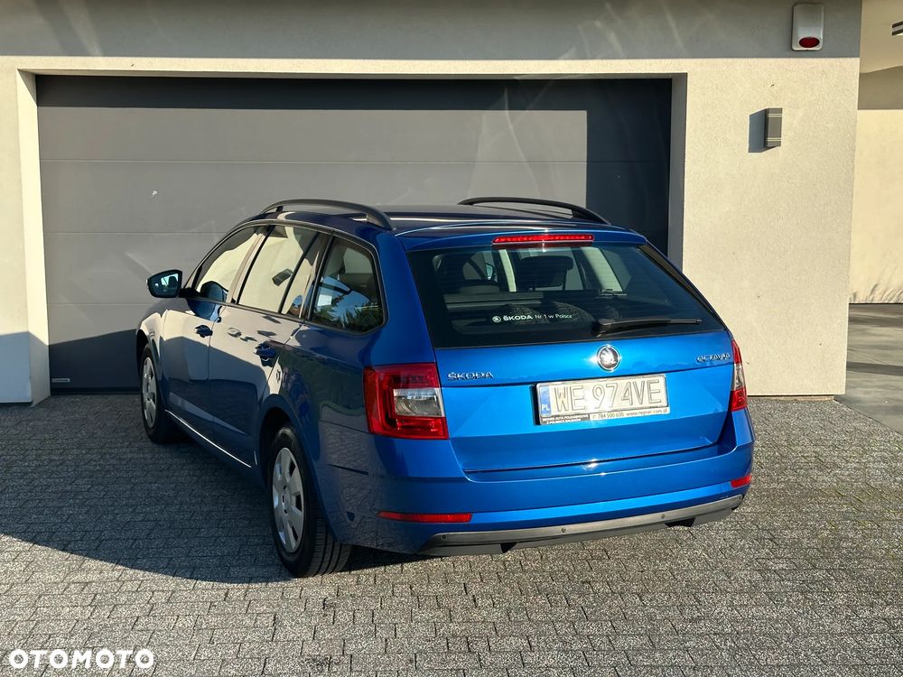 Skoda Octavia 1.6 TDI Active - 10