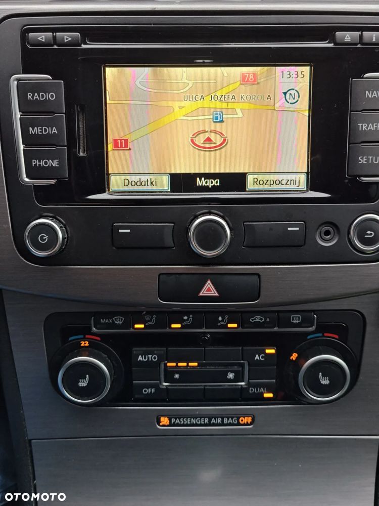 Volkswagen Passat 2.0 TDI Comfortline - 12