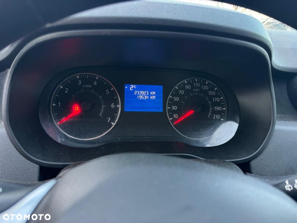 Dacia Duster 1.5 dCi Essential - 8