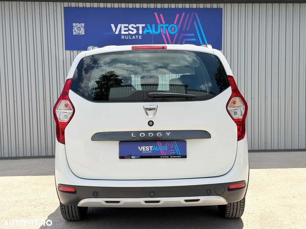 Dacia Lodgy TCe 115 Stepway - 9