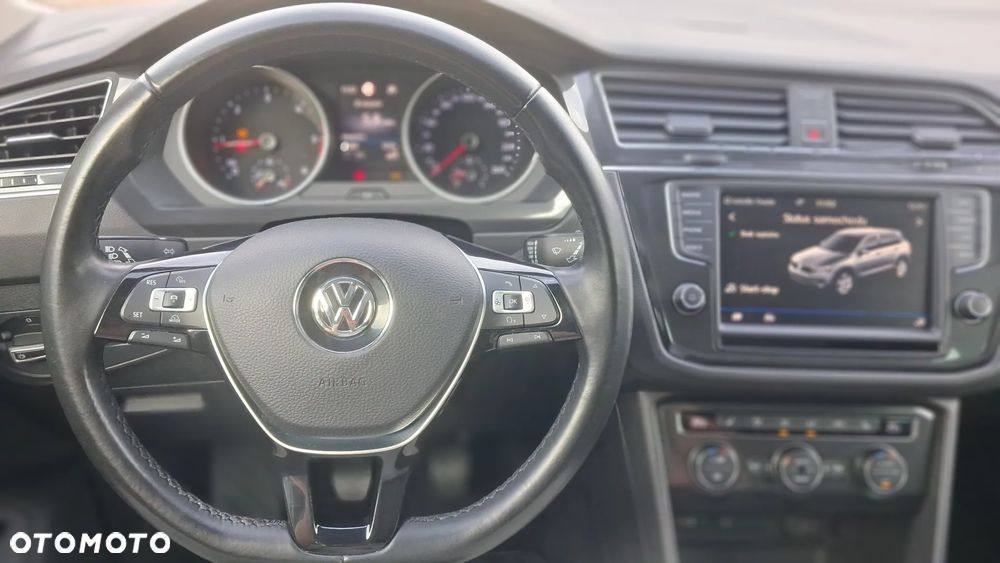 Volkswagen Tiguan - 21