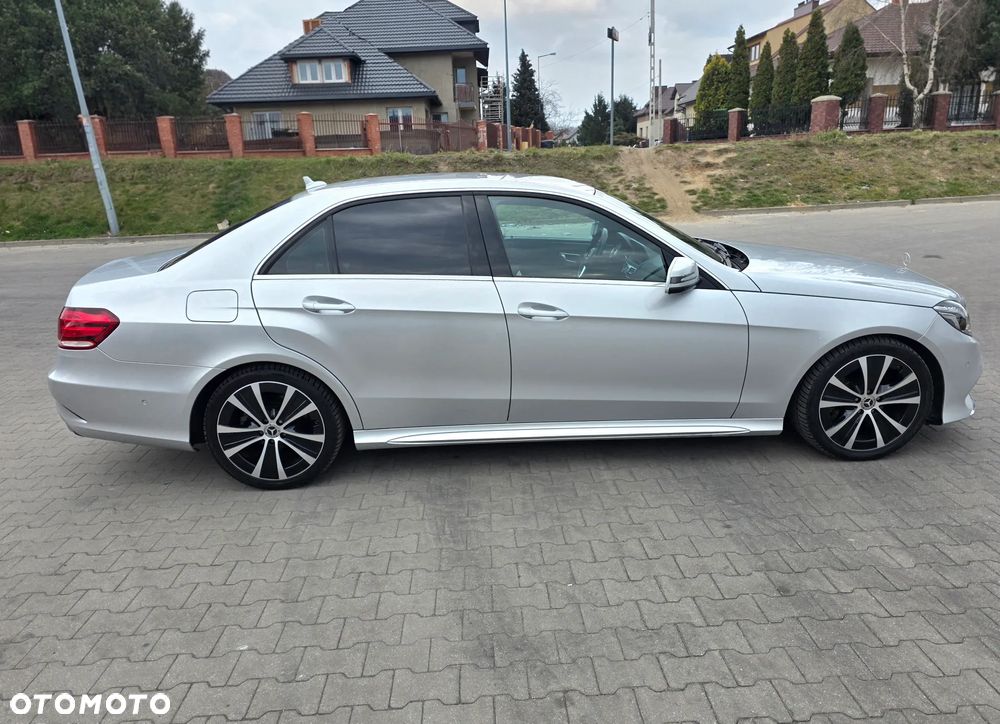 Mercedes-Benz Klasa E 300 BlueTec Hybrid - 9