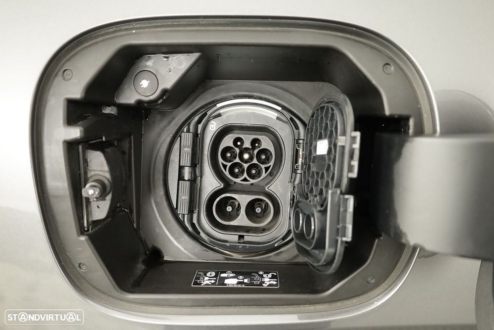 Mercedes-Benz EQA 250+ Progressive - 7