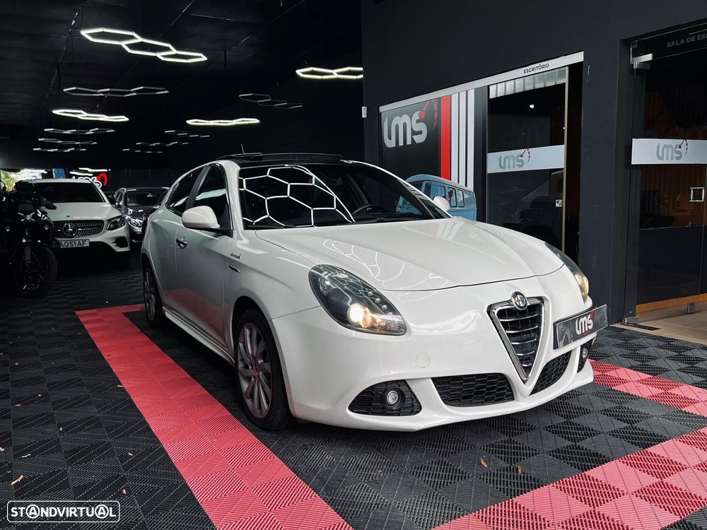 Alfa Romeo Giulietta 1.6 JTDm Distinctive - 5
