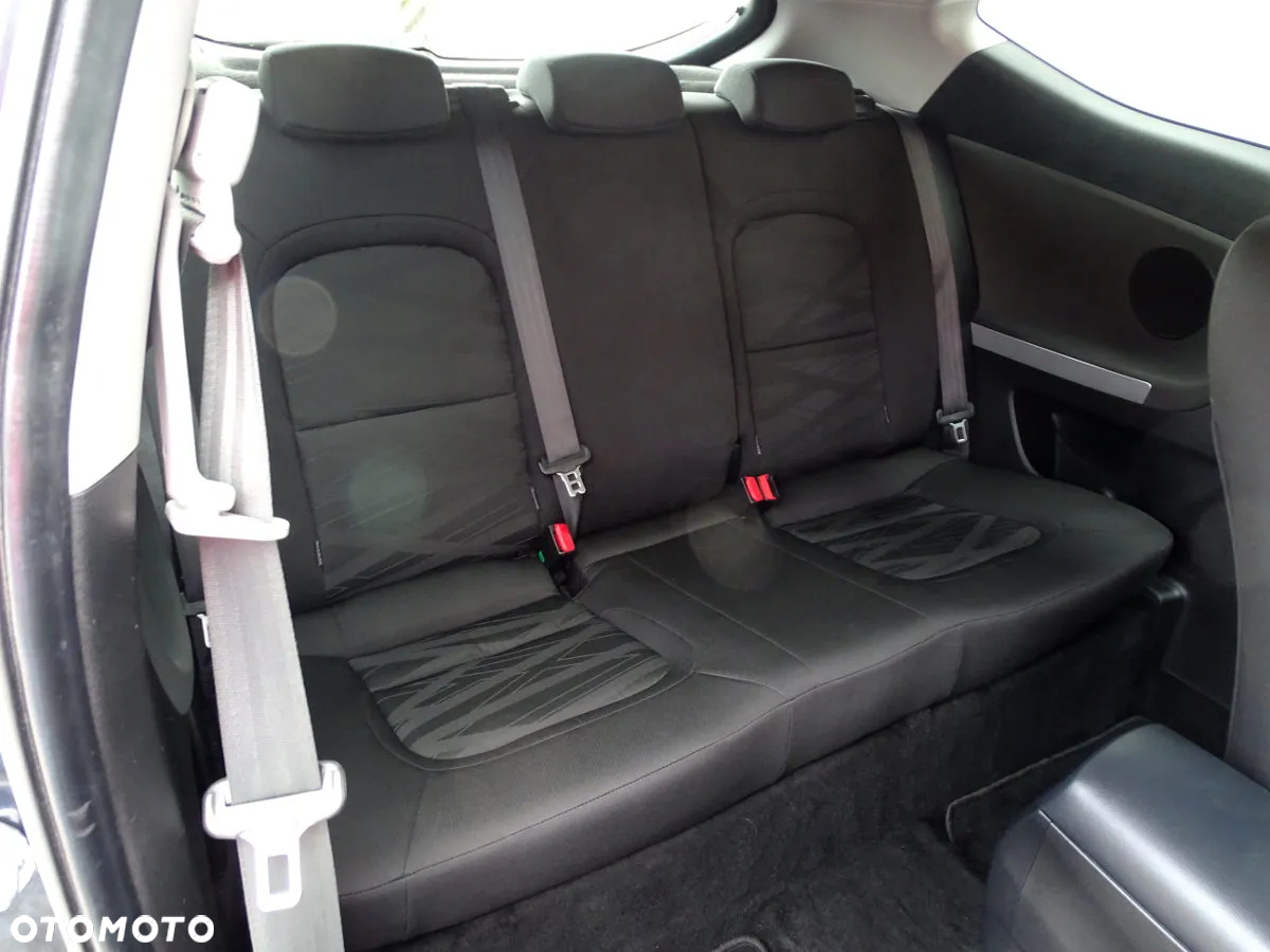 Kia Ceed Cee'd 1.4 Business Line - 14