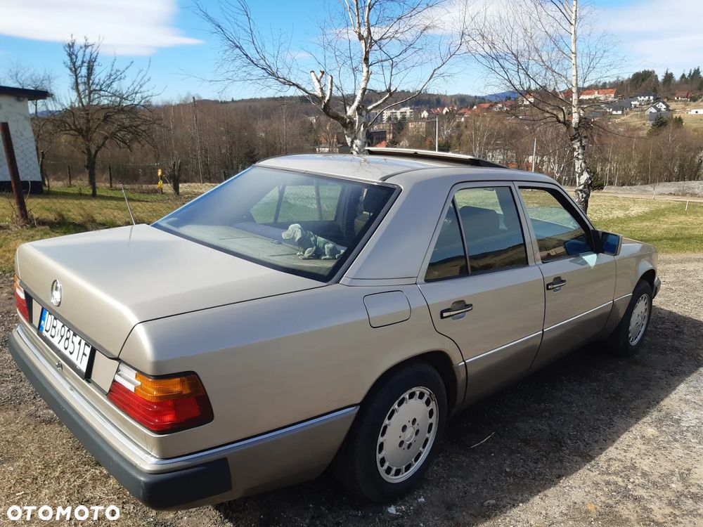 Mercedes-Benz W124 (1984-1993) - 4