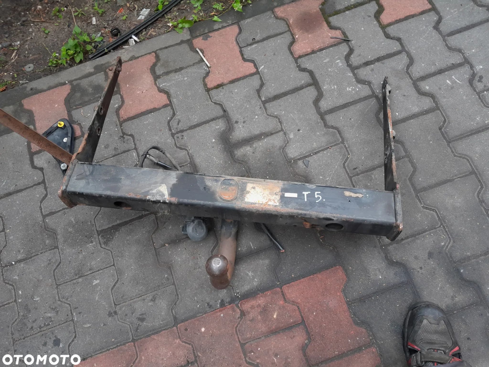 Hak holowniczy VW T5 - 1
