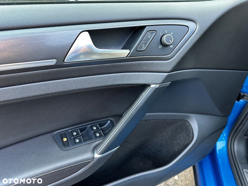 Volkswagen Golf GTD 2.0 TDI SCR DSG - 32