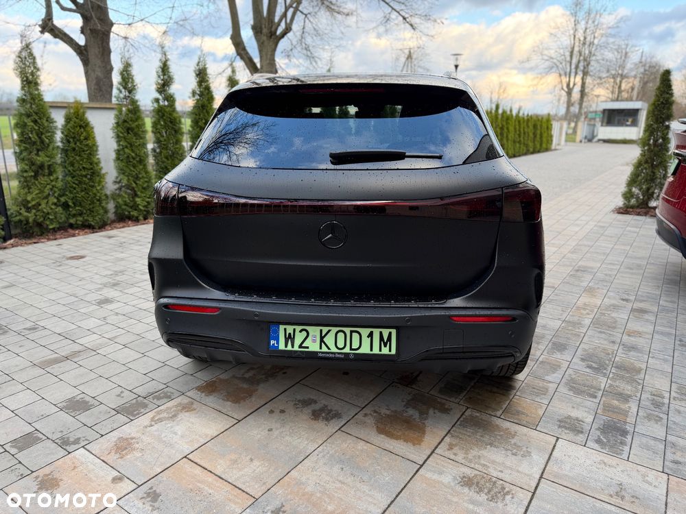 Mercedes-Benz EQA 300 66.5kWh 4-Matic AMG Line - 8