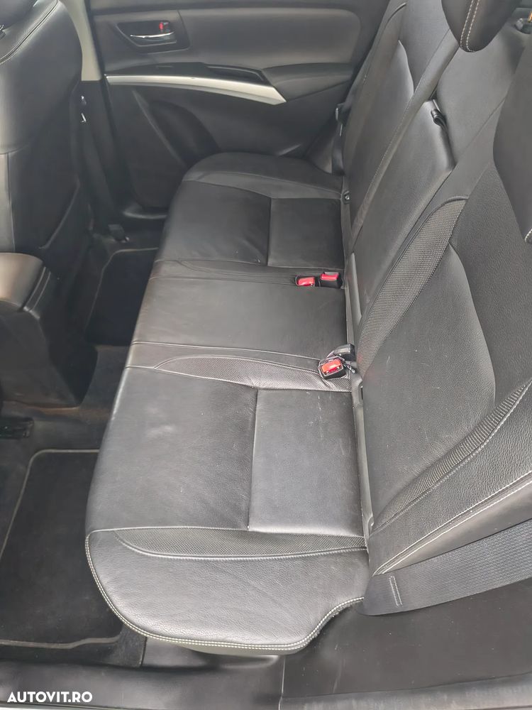 Suzuki S-Cross 1.6 DDIS Allgrip Comfort+ - 17
