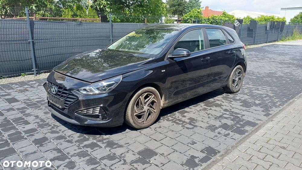 Hyundai i30 1.0 T-GDI 48V-Hybrid Connect & Go