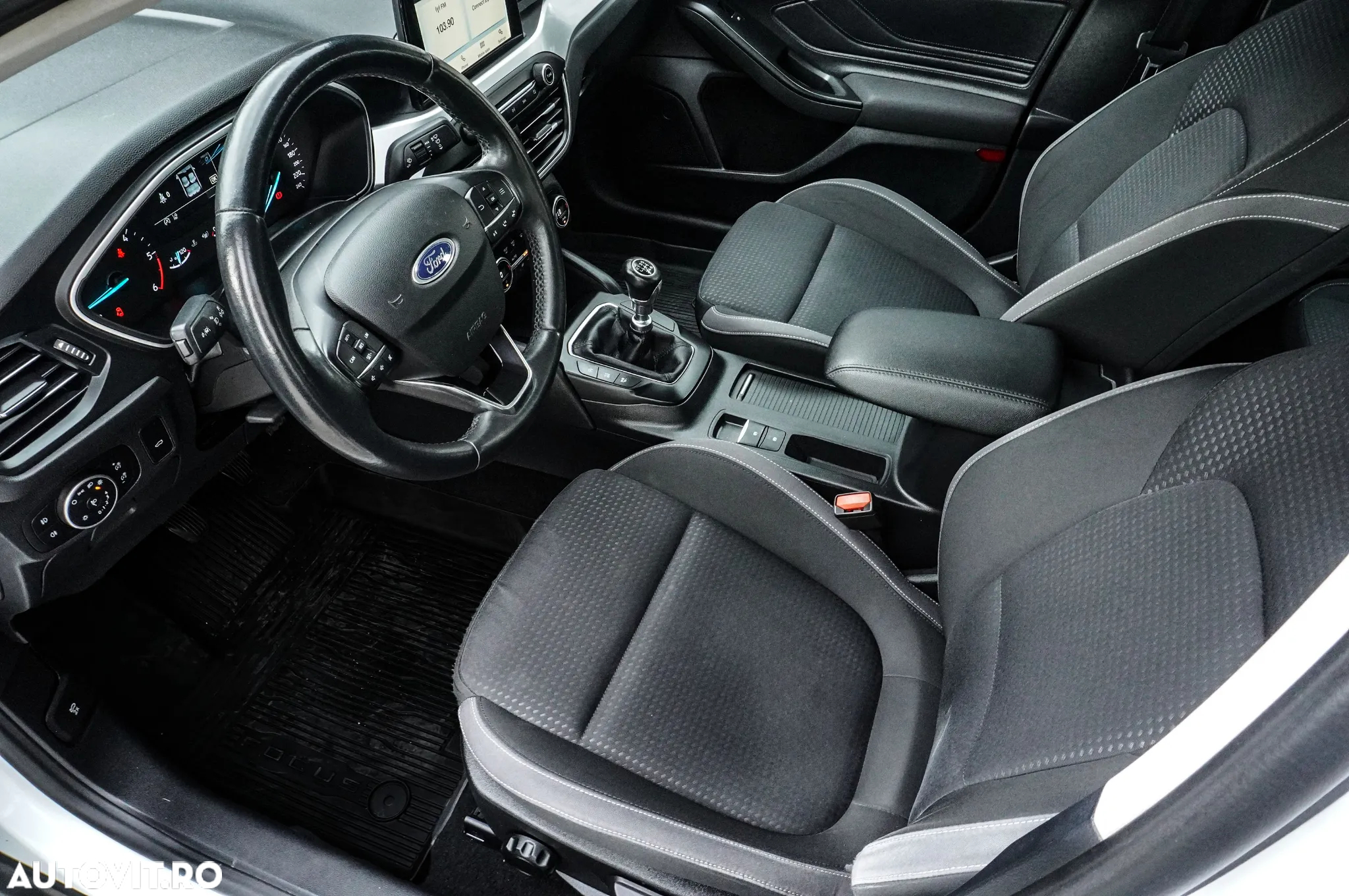 Ford Focus 1.5 EcoBlue Titanium - 12
