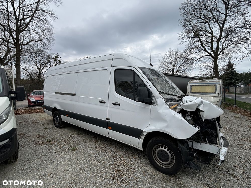 Mercedes-Benz Sprinter - 6