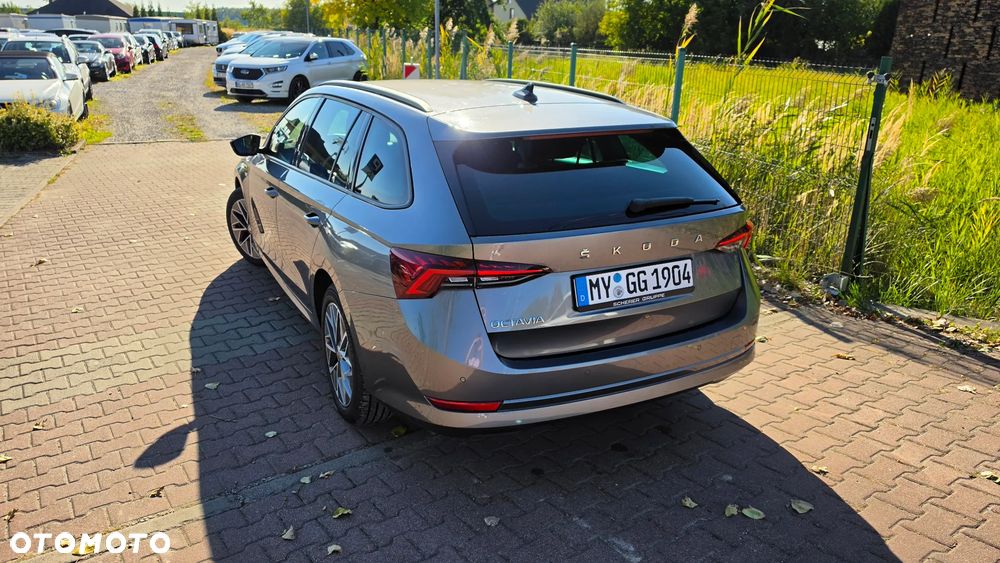 Skoda Octavia 2.0 TDI Tour - 24
