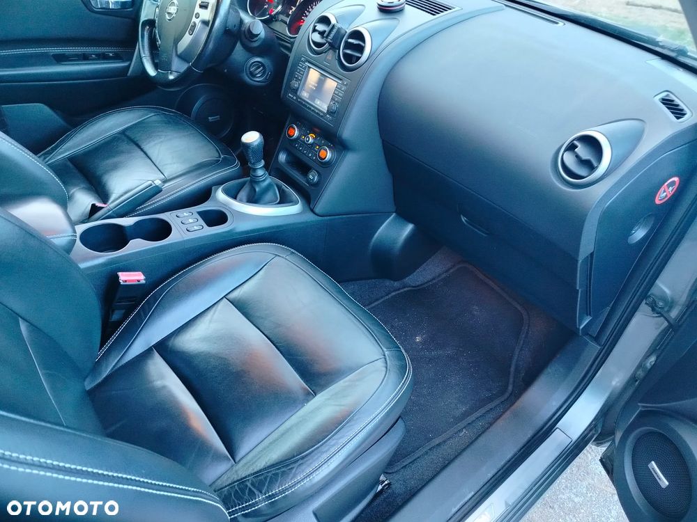 Nissan Qashqai 2.0 dCi Tekna Premium - 5