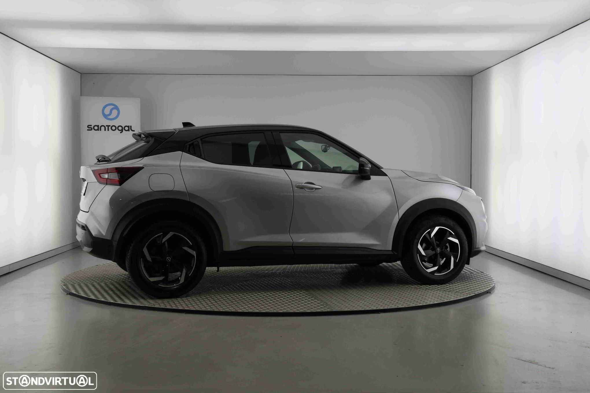 Nissan Juke 1.0 DIG-T N-Connecta NAV.+TwoTone NC - 2