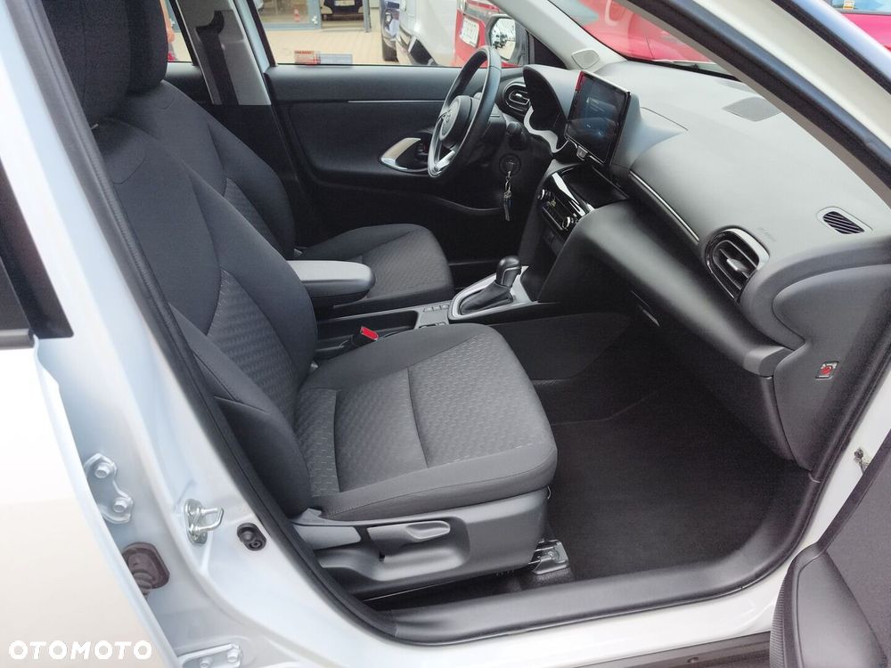 Toyota Yaris Cross - 10