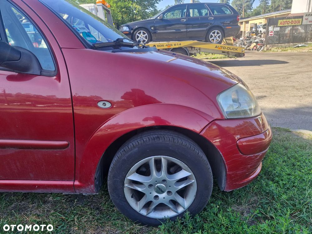 Błotnik przód  EKQD CITROEN C3
