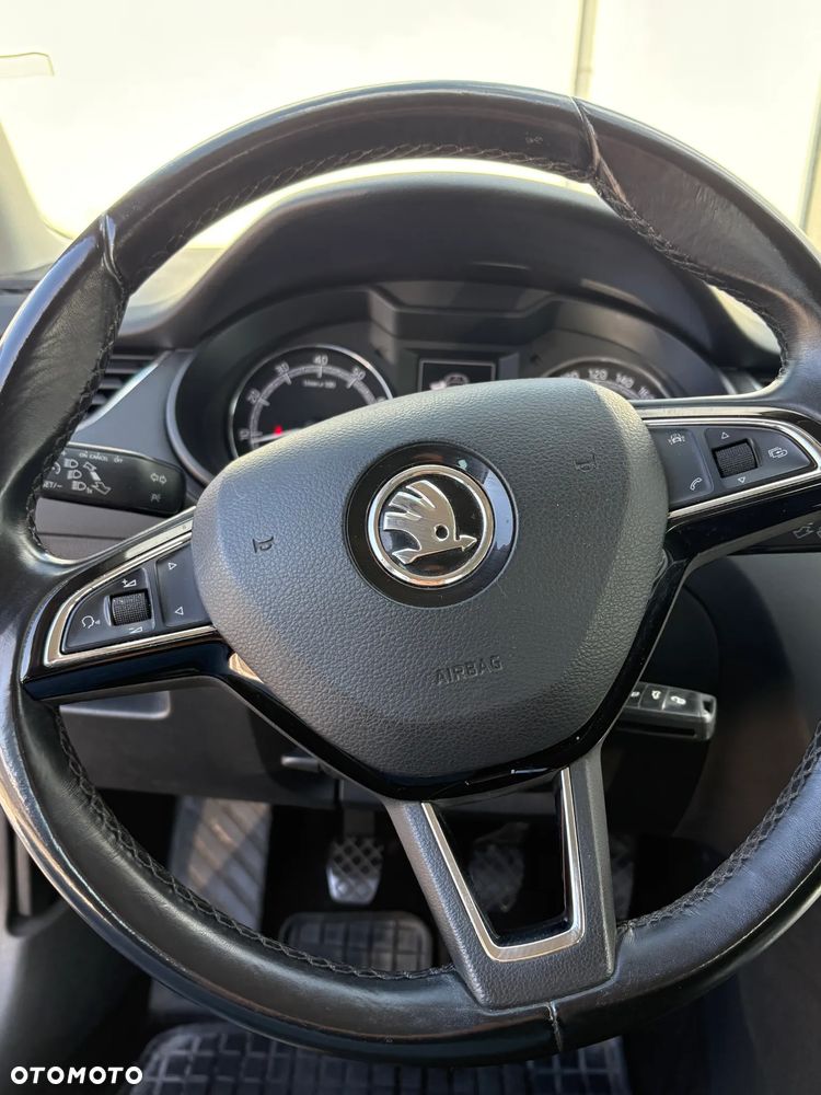 Skoda Octavia 1.4 TSI Ambition - 12